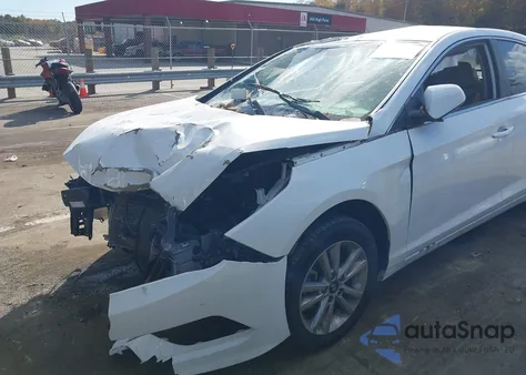 2016 Hyundai Sonata Se z USA, uszkodzony, nr VIN 5NPE24AF4GH303757